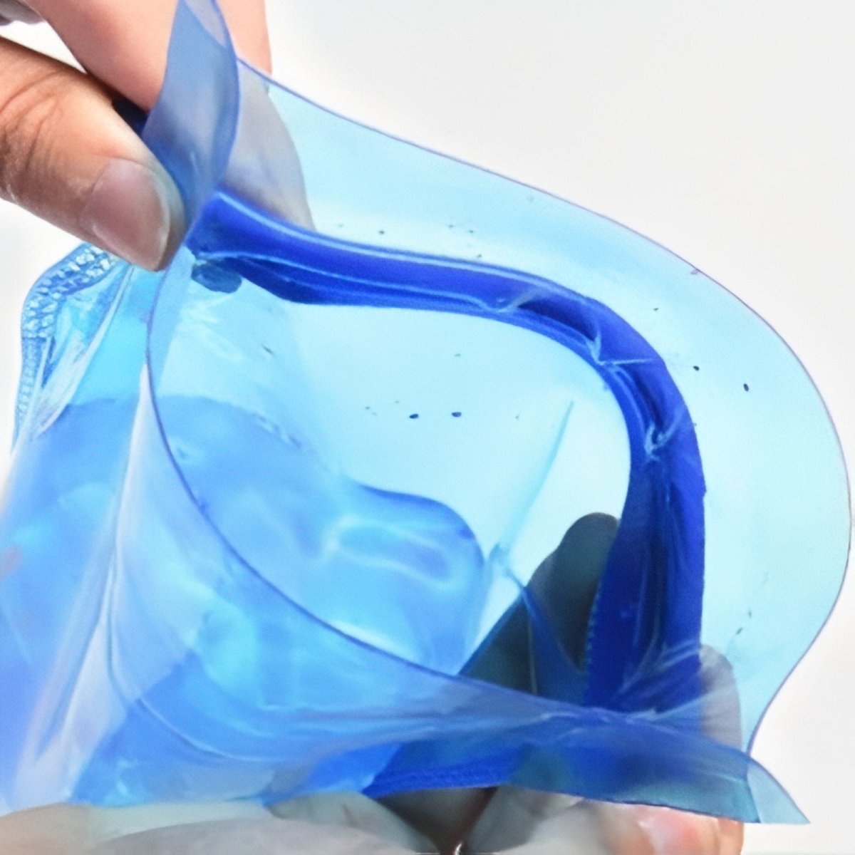 Durable Hydration Bladder with Flexible Drinking Tube | Active Peaks - Active Peaks