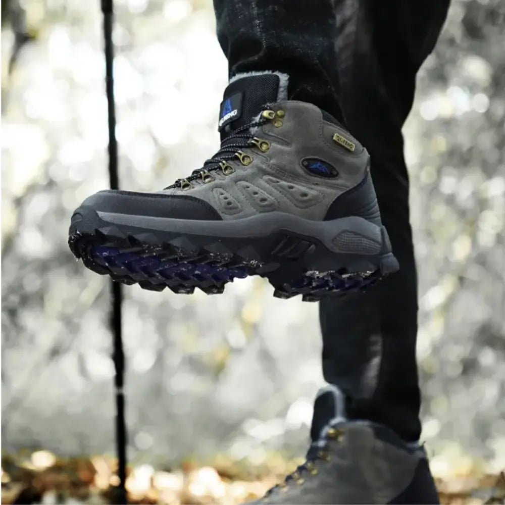 Durable Unisex Hiking Shoes – Water - Resistant All - Terrain Footwear - Active Peaks