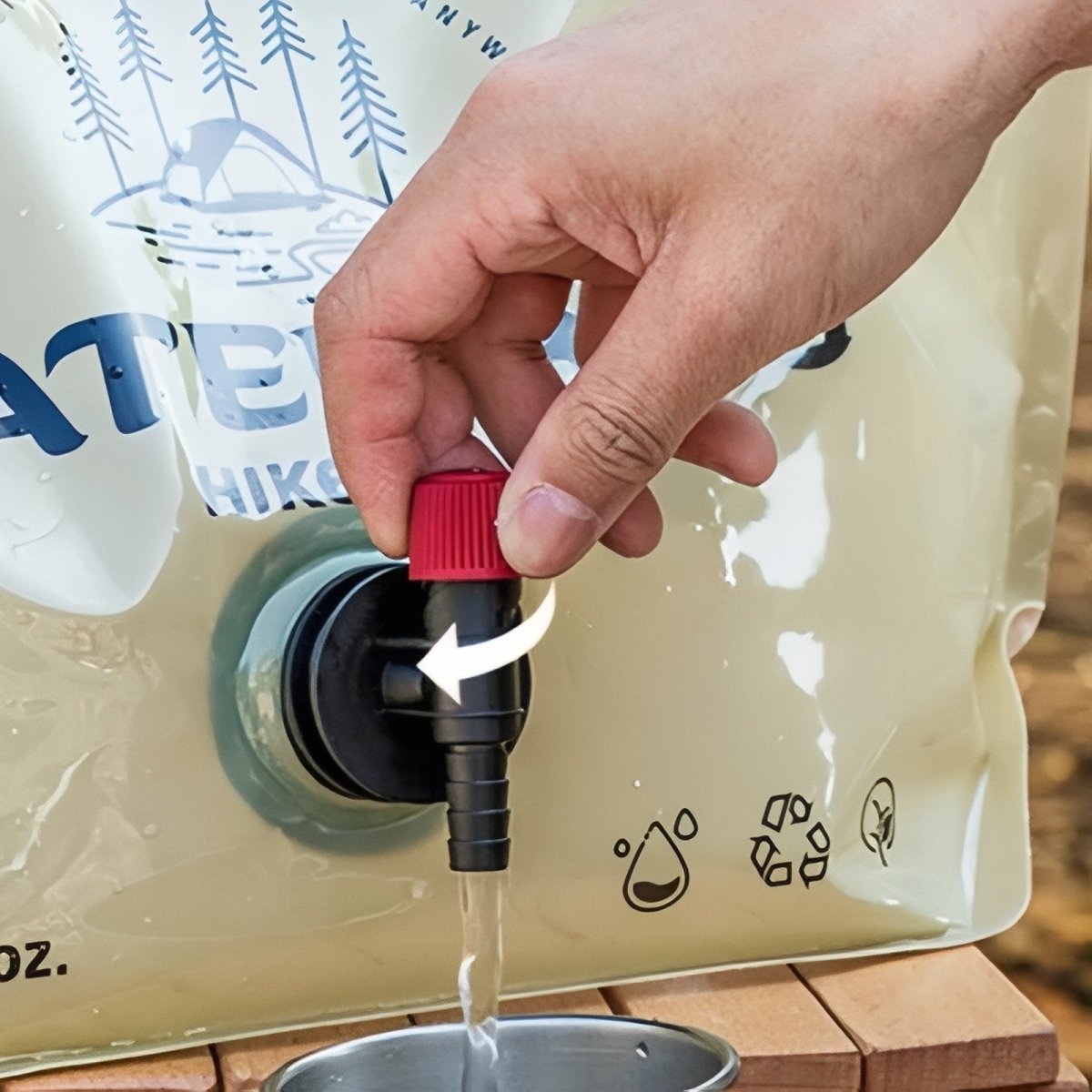 Foldable 8L Water Storage Bag with Tap - Active Peaks