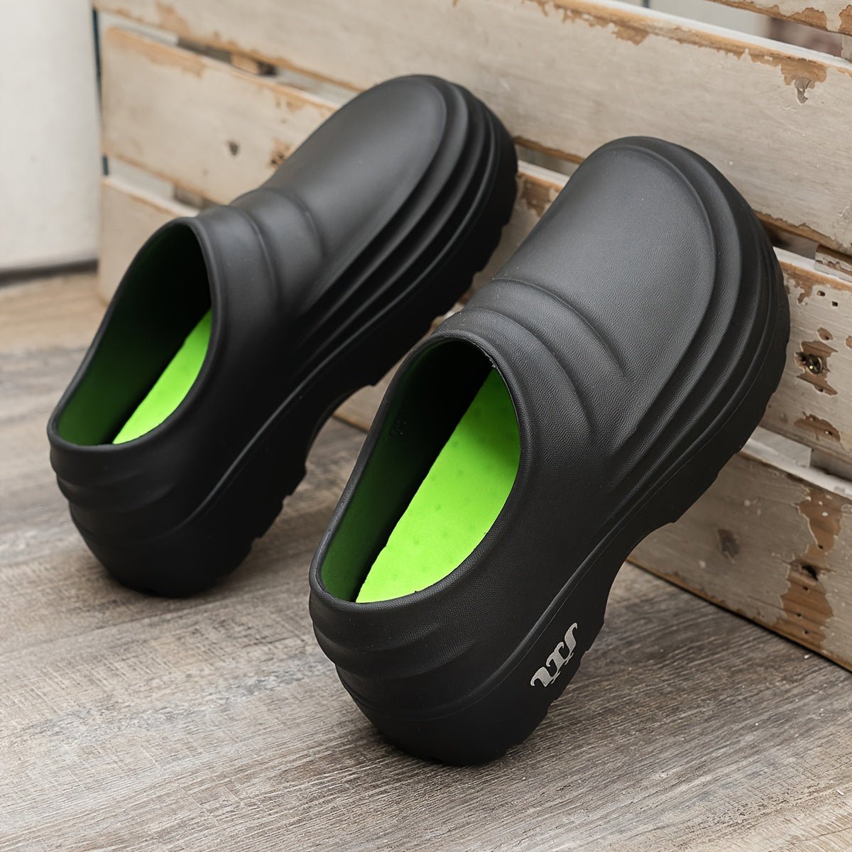 Water - Resistant Slip - On Clogs with Cushioned Sole | Active Peaks - Active Peaks